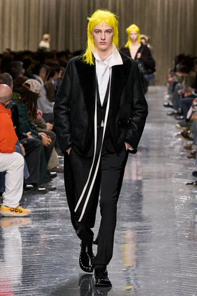 Look 51